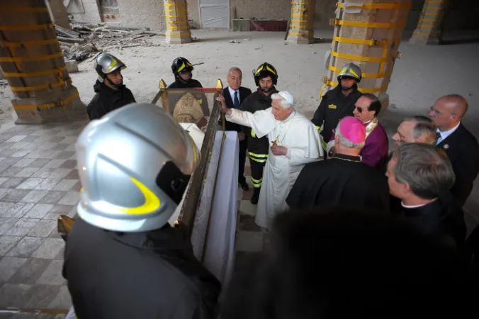 Papa Benedetto XVI a L'Aquila il 28 aprile 2009 |  | L'Osservatore Romano - CPP