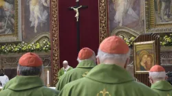 Papa Francesco con i presidenti delle Conferenze Episcopali celebra la Messa conclusiva dell'incontro "La protezione dei minori nella Chiesa", Sala Regia, Palazzo Apostolico Vaticano, 24 febbraio 2019 / Vatican Media