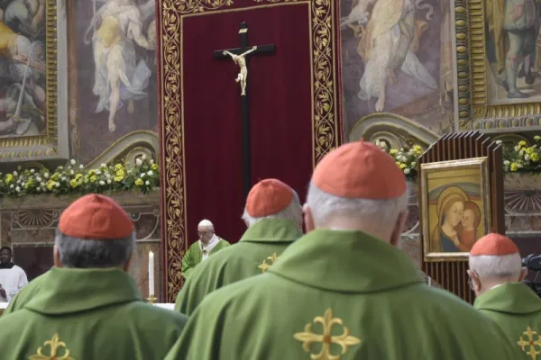 Papa Francesco con i presidenti delle Conferenze Episcopali celebra la Messa conclusiva dell'incontro "La protezione dei minori nella Chiesa", Sala Regia, Palazzo Apostolico Vaticano, 24 febbraio 2019 / Vatican Media