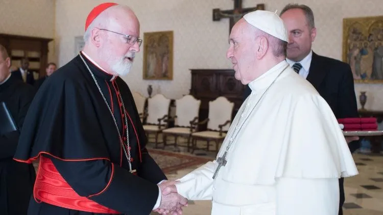 Papa Francesco con il cardinale O' Malley, presidente della Pontificia Commissione Tutela dei Mino |  | Vatican Media 