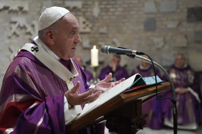 Il Papa celebra la messa nelle catacombe di Priscilla  |  | Vatican Media