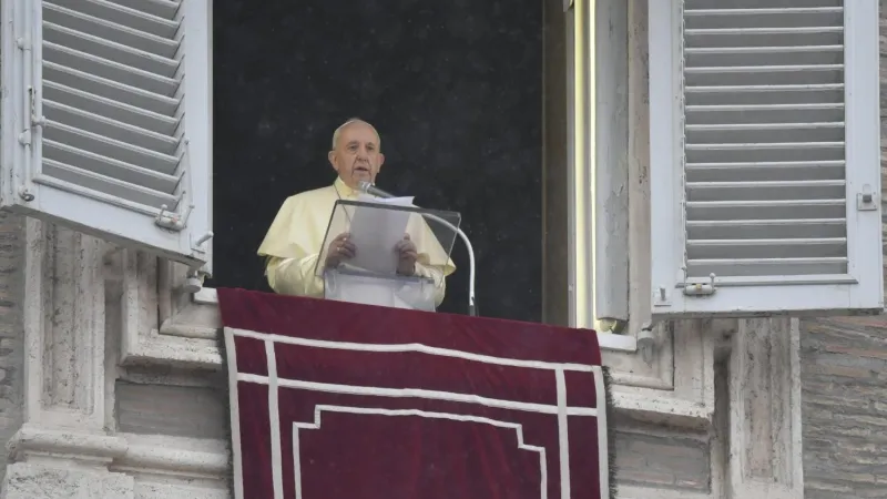 Papa Francesco  |  | Vatican media 