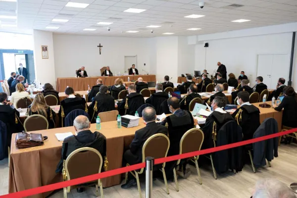 Una udienza del processo sulla gestione dei fondi della Segreteria di Stato in Vaticano / Vatican Media / ACI Group