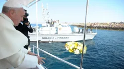 Papa Francesco a Lampedusa nel 2013 / Vatican News 