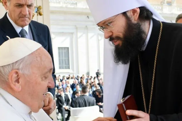 Papa Francesco e il metropolita Antonij in uno dei loro primi incontri / DPUC