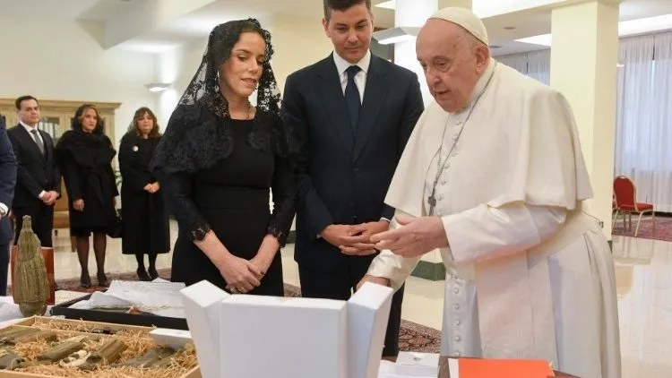 L'udienza con il Presidente del Paraguay - Vatican Media |  | L'udienza con il Presidente del Paraguay - Vatican Media