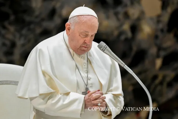 Papa Francesco durante un'udienza generale |  | Vatican Media / ACI group