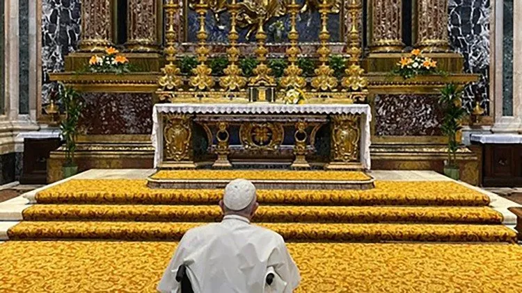 Papa Francesco | Papa Francesco davanti all'icona di Maria Salus Populi Romani | Vatican Media / ACI Group