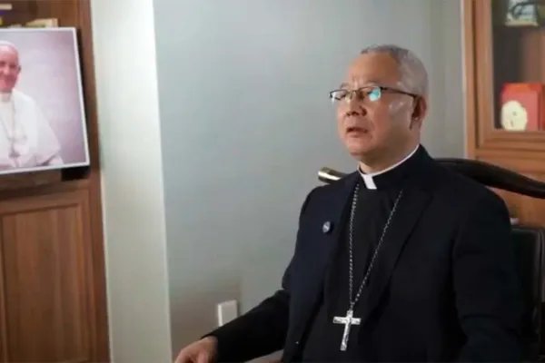 Il vescovo Zhan Silu nella video intervista con i media della sua diocesi / Fides