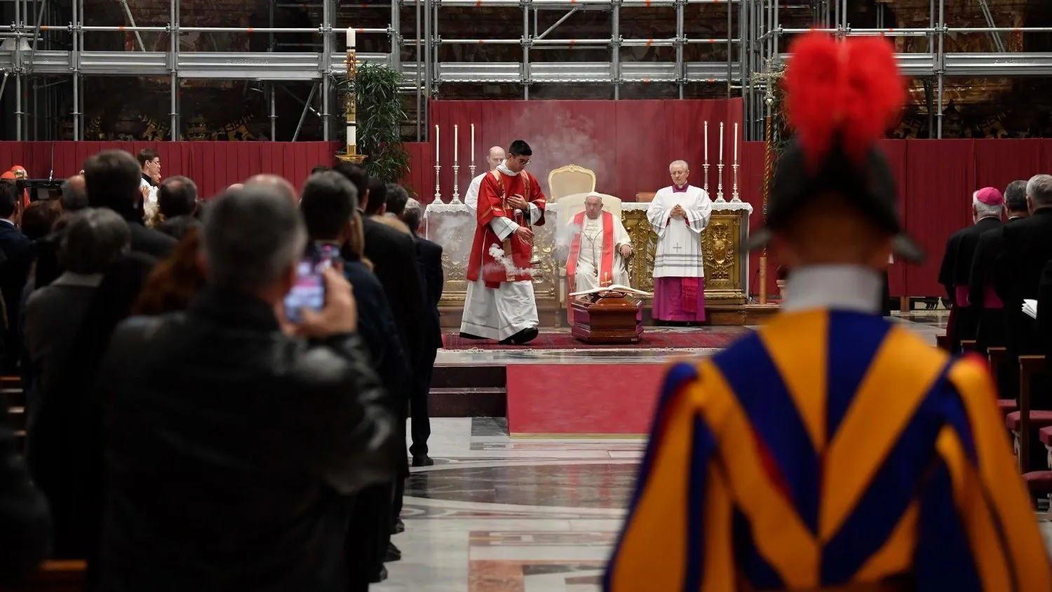 Le Esequie del Cardinal Miguel Ángel Ayuso Guixot