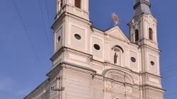 Il santuario di Sumuleu Ciuc, dove è custodita la statua della Vergine 
 / Wikimedia Commons