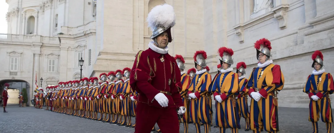 La Guardia Svizzera Pontificia |  | www.guardiasvizzera.ch