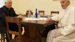 Papa Francesco ieri nella Curia Generalizia dei Gesuiti con padre Sosa, preposito generale  / Robert Bellecer, SJ 