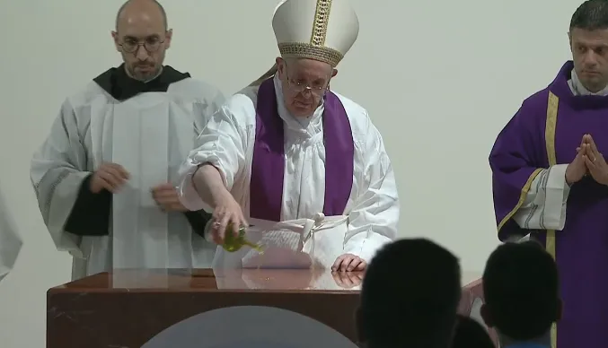 Alcuni momenti della visita del Papa alla Parrocchia di san Giulio  |  | Diocesi di Roma 