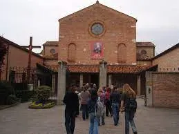 Pellegrini al Santuario di San Leopoldo Mandic |  | Wikimedia Commons