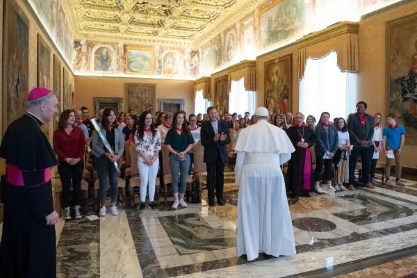 Papa Francesco incontra i giovani della Diocesi di Aire et Dax (Francia), Sala del Concistoro, Palazzo Apostolico Vaticano, 25 aprile 2019 / Vatican Media / ACI Group