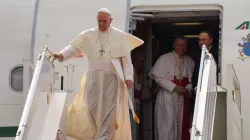 L'arrivo di Papa Francesco in Myanmar, durante il suo ultimo viaggio apostolico / Edward Pentin / NCR, ACI Group