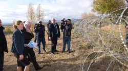 L'arcivescovo Gallagher visita il villaggio di Khurvaleti, in Georgia / Nunziatura di Georgia 