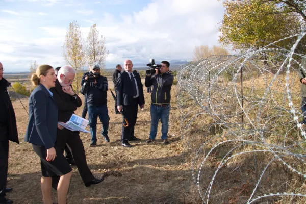 L'arcivescovo Gallagher visita il villaggio di Khurvaleti, in Georgia / Nunziatura di Georgia 