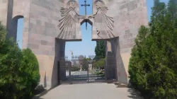 ingresso di Etchmiadzin / Andrea Gagliarducci / ACI Stampa