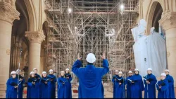 un momento della registrazione nella cattedrale di Parigi / Paris Catholique / YouTube