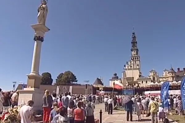 L'arrivo dei pellegrini al santuario di Jasna Gora, 26 agosto 2020 / Twitter @churchinpoland