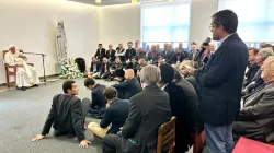 Un momento dell'incontro di Papa Francesco con i gesuiti della Provincia del Portogallo, Lisbona, 5 agosto 2023 / Twitter di Antonio Spadaro