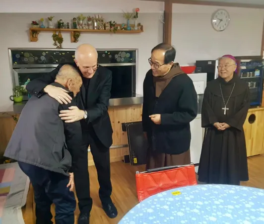 Alcuni momenti della visita del Nunzio Xuereb a Kkottongnae |  | Kkottongnae