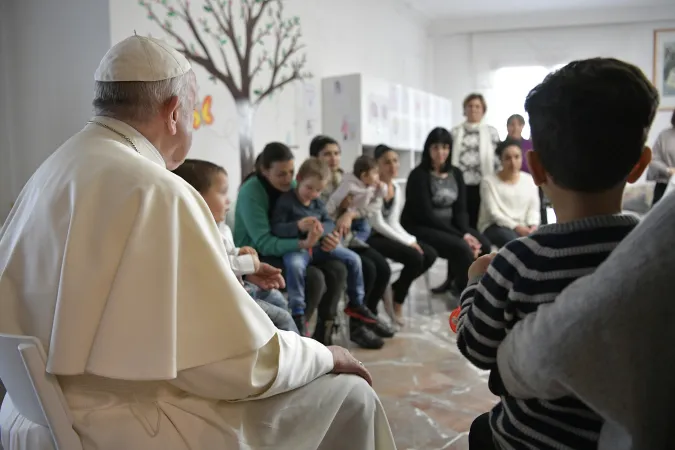 Foto del Papa presso la Casa di Leda |  | Vatican Media, ACI Group