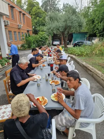 Foto pranzo |  | Dicastero per la carità