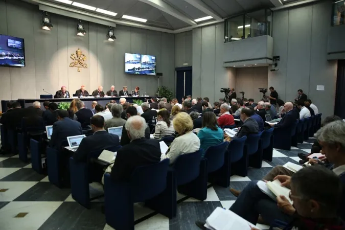 Conferenza Stampa di Presentazione " Amoris laetitia" |  | Daniel Ibanez, ACI Group