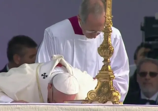 Il Papa celebra la Messa a Bogotà |  | CTV