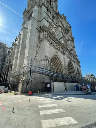 Notre Dame de Paris | Lavori a Notre Dame de Paris | twitter