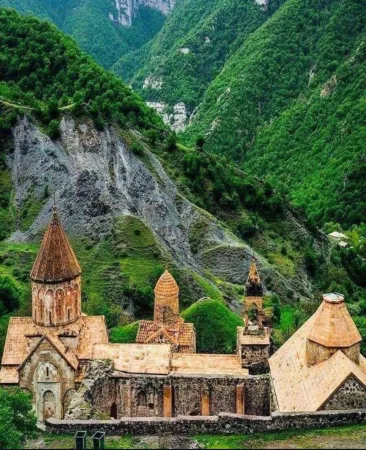 Dadivank | Il monastero di Dadivank, in Artsakh, ora sotto controllo azerbaijano | da X