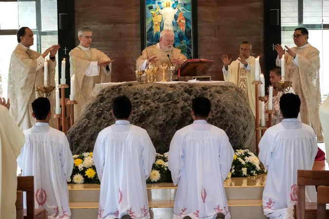 Gallagher nelle Filippine | L'arcivescovo Gallagher durante la Messa celebrata con l'episcopato filippino all’abbazia della Trasfigurazione di Malaybalay, 4 luglio 2024 | Account X Rappler