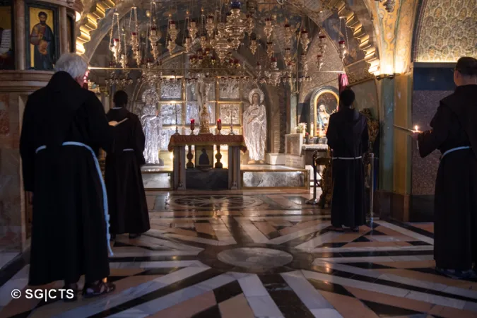 La Processione al Santo Sepolcro |  | Custodia di Terra Santa