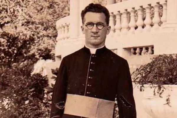 Monsignor Hugh O'Flaherty / YouTube