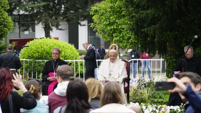 Papa Francesco con i giovani a Skopje  |  | Andrea Gagliarducci - ACI Stampa 