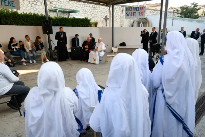 alla Casa delle Missionarie della Carità a Saint Mauront - Vatican Media |  | alla Casa delle Missionarie della Carità a Saint Mauront - Vatican Media