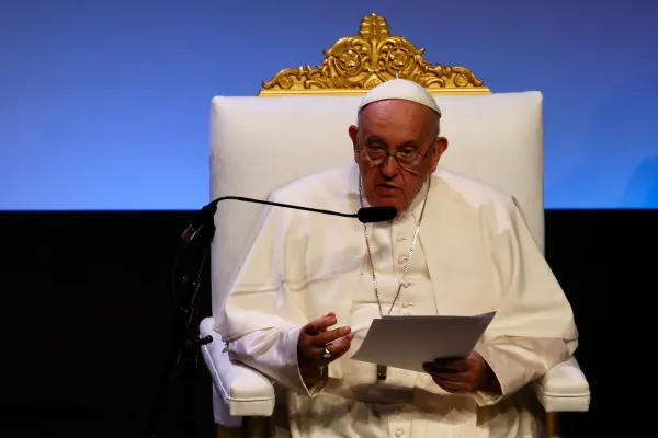 Papa Francesco al Palais du Pharo - Daniel Ibanez CNA