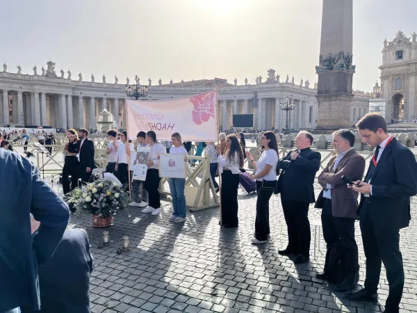 Immagini di Piazza San Pietro |  | Deutsche Bischofskonferenz/Matthias Kopp.