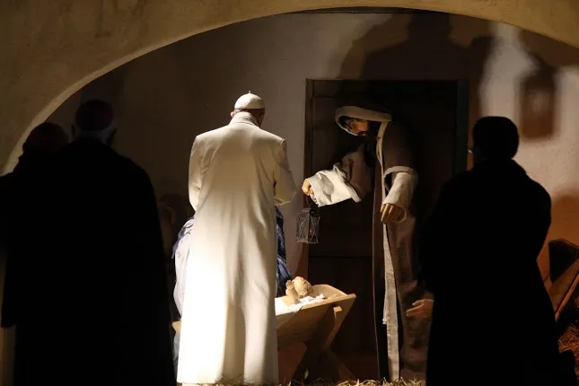 Il Papa visita il Presepe di Piazza San Pietro |  | Alexey Gotovsky /CNA