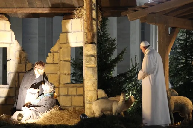 Il Papa visita il Presepe di Piazza San Pietro |  | Alexey Gotovsky /CNA