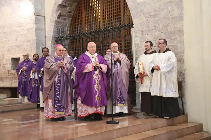 Il Cardinale Bassetti durante le celebrazioni per la traslazione della salma di Carlo Acutis |  | Diocesi di Assisi 