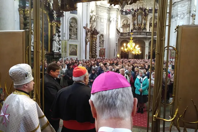 Alcuni momenti della vista del Cardinale Sandri a Praga |  | CCO