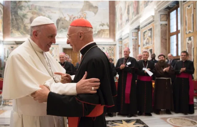 Papa Francesco e il Cardinale Bagnasco |  | L'OSSERVATORE ROMANO - ACI GROUP