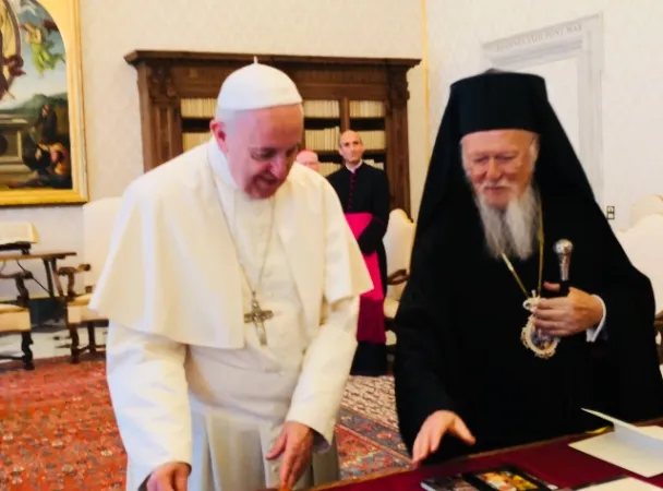 Papa Francesco e Bartolomeo |  | Pool Sala Stampa Vaticana