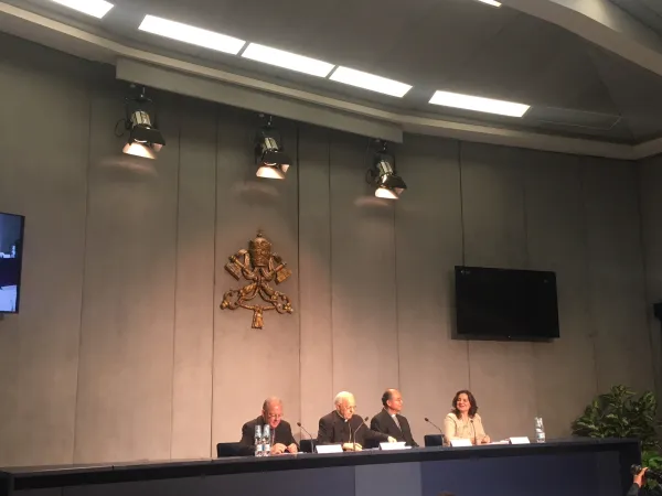 Conferenza stampa di presentazione del documento preparatorio |  | VG / ACI Stampa