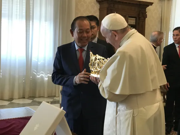 Il Papa e il ministro del Vietnam |  | AA