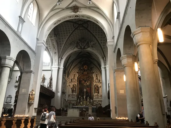 L'interno del duomo di Costanza dove si è svolto il Concilio |  | AA